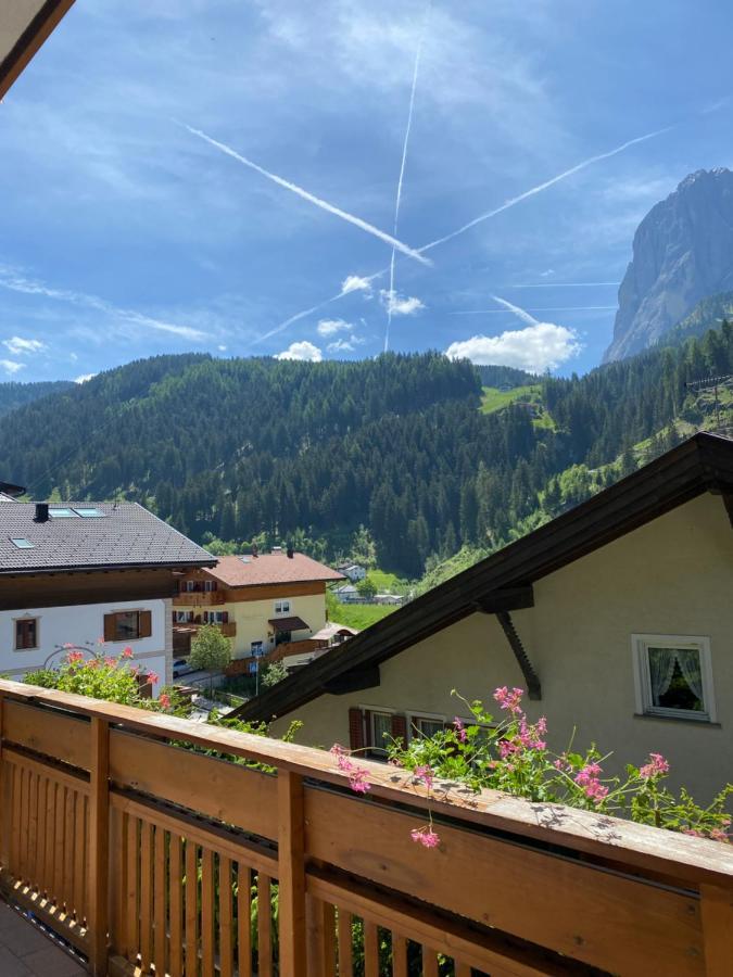 Amalia Apartment Santa Cristina Val Gardena Ngoại thất bức ảnh