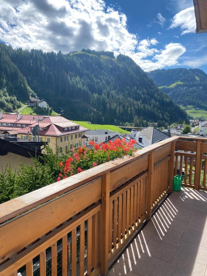 Amalia Apartment Santa Cristina Val Gardena Ngoại thất bức ảnh